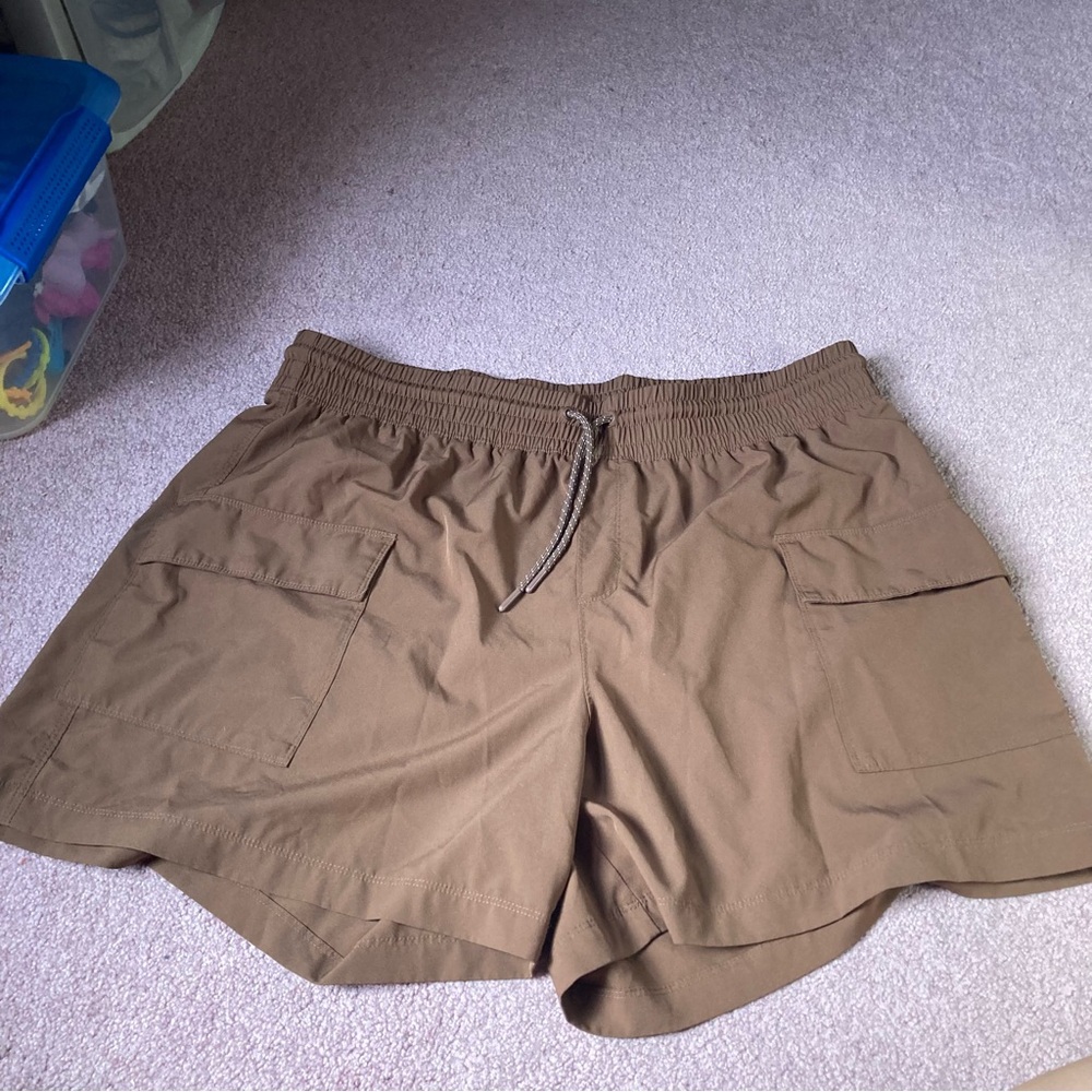 XL old navy shorts